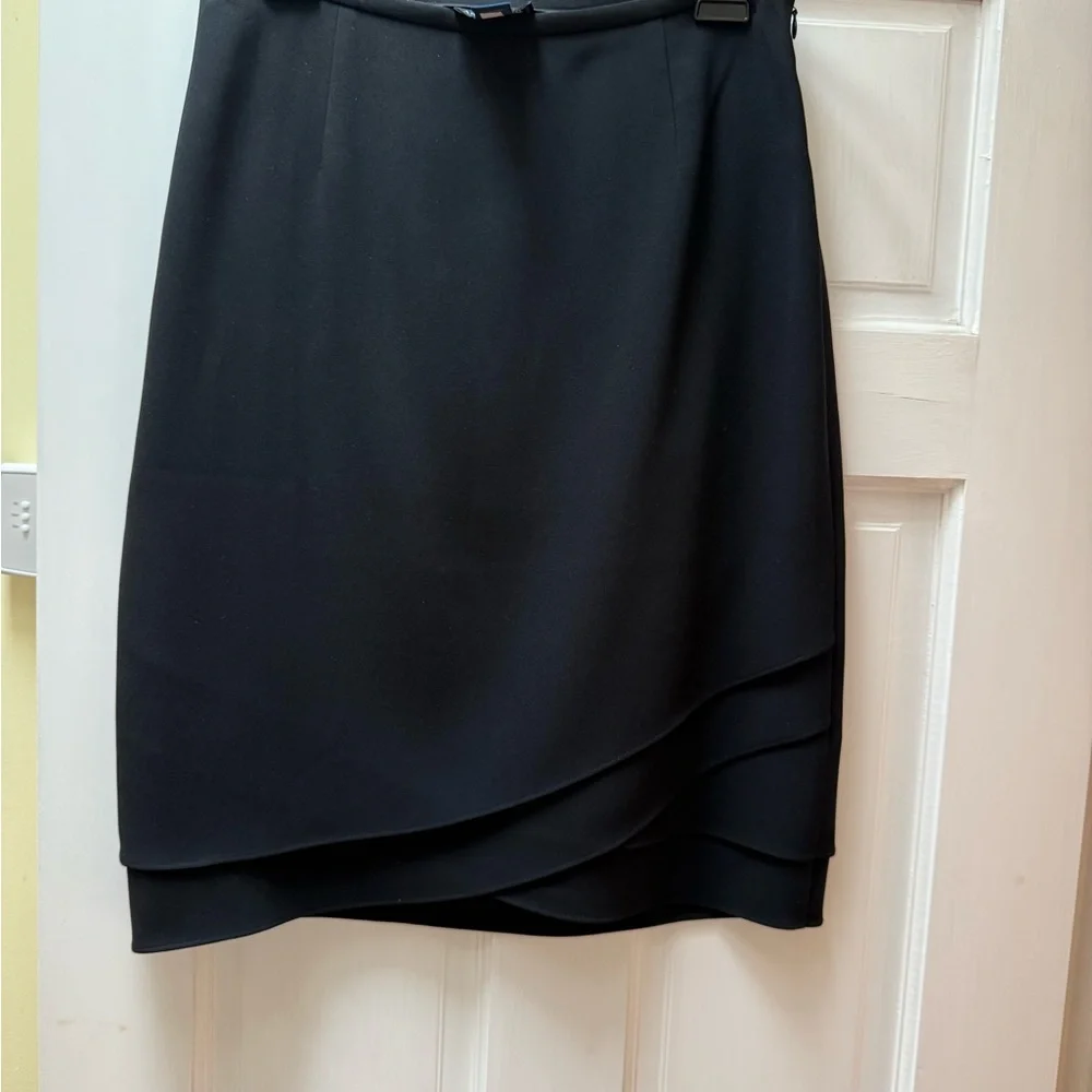 Ann Taylor Classic Black Pencil Skirt - Picture 4 of 4